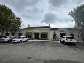 13550 Reflections Pky, Fort Myers, FL à louer Photo du bâtiment- Image 2 de 8