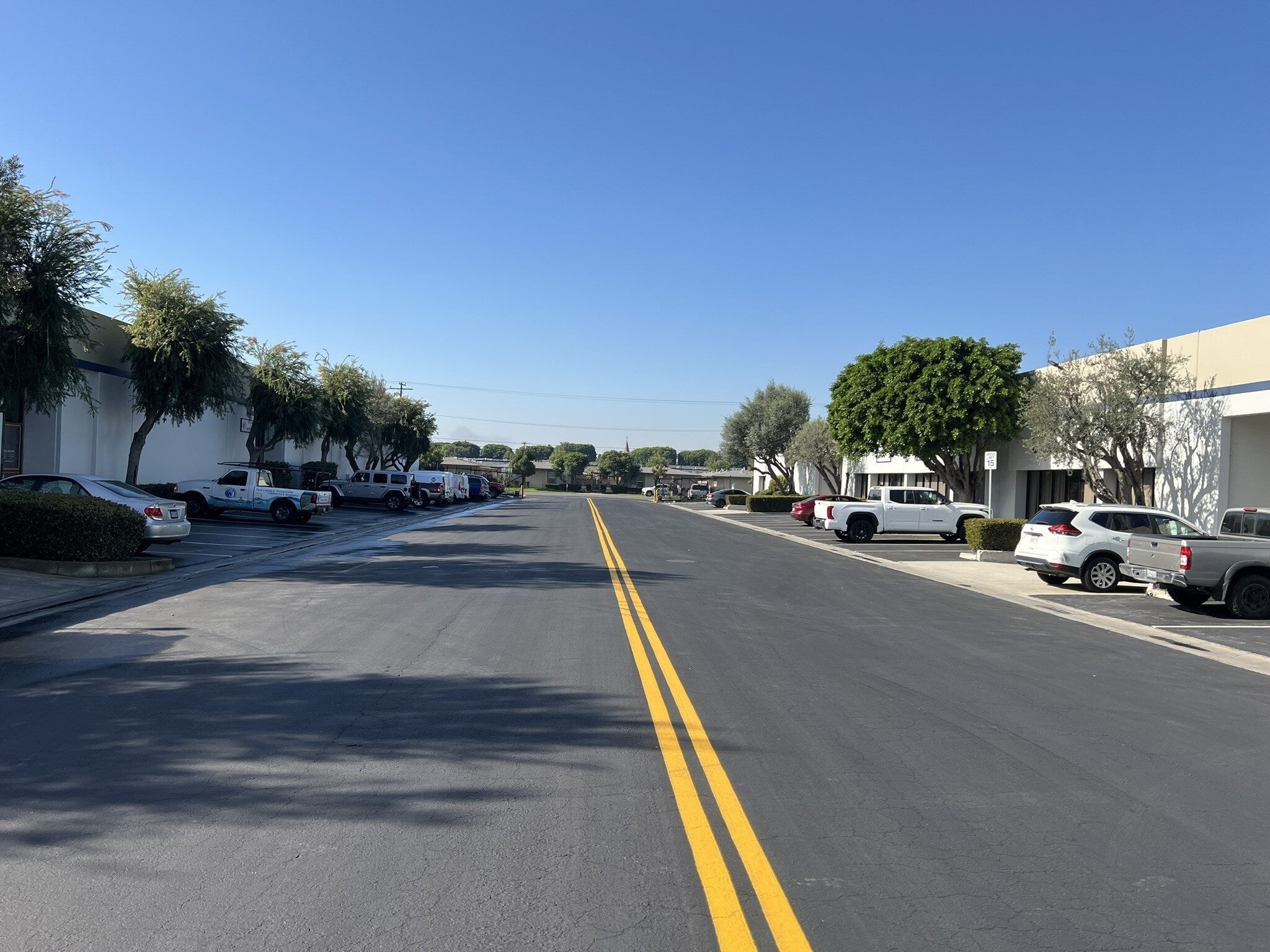 15950-15954 Downey Ave, Paramount, CA à louer Photo du bâtiment- Image 1 de 5