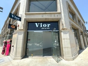 951 Crocker St, Los Angeles, CA à louer Photo intérieure- Image 1 de 21