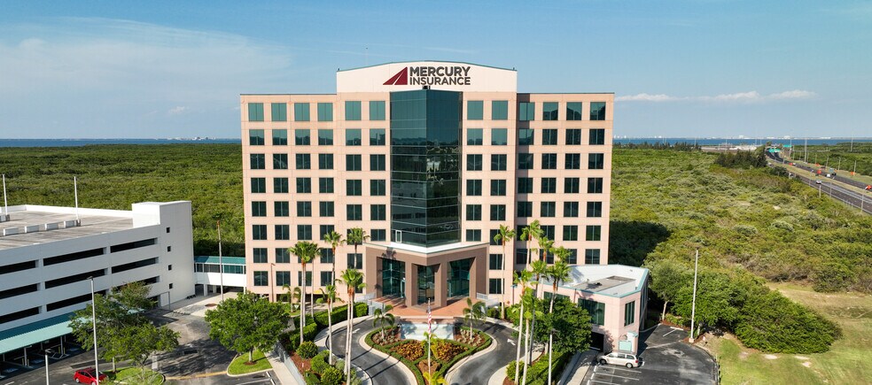 1901 Ulmerton Rd, Clearwater, FL à louer - Photo du bâtiment - Image 2 de 16