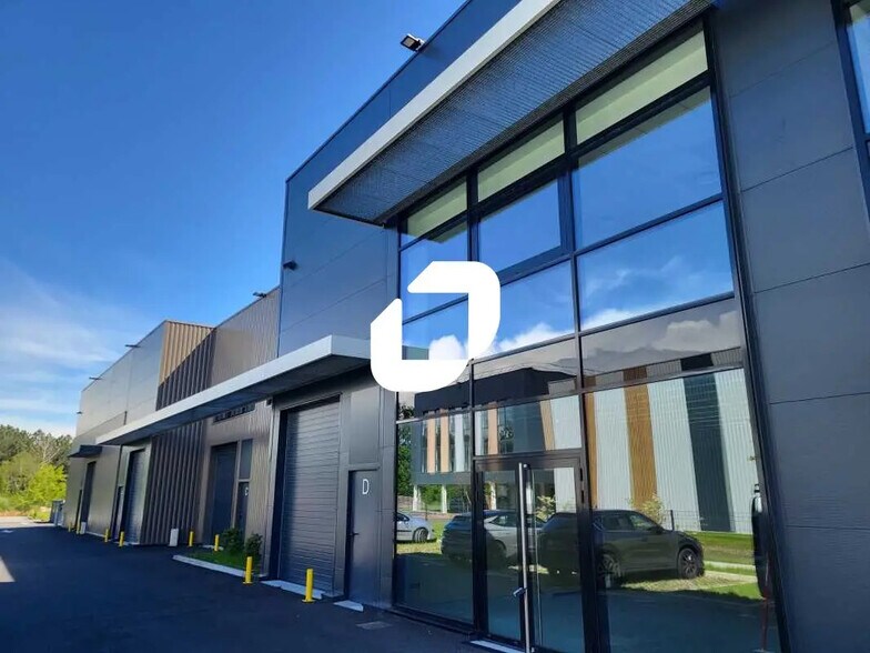 Flex in Mérignac for lease - Building Photo - Image 1 of 11