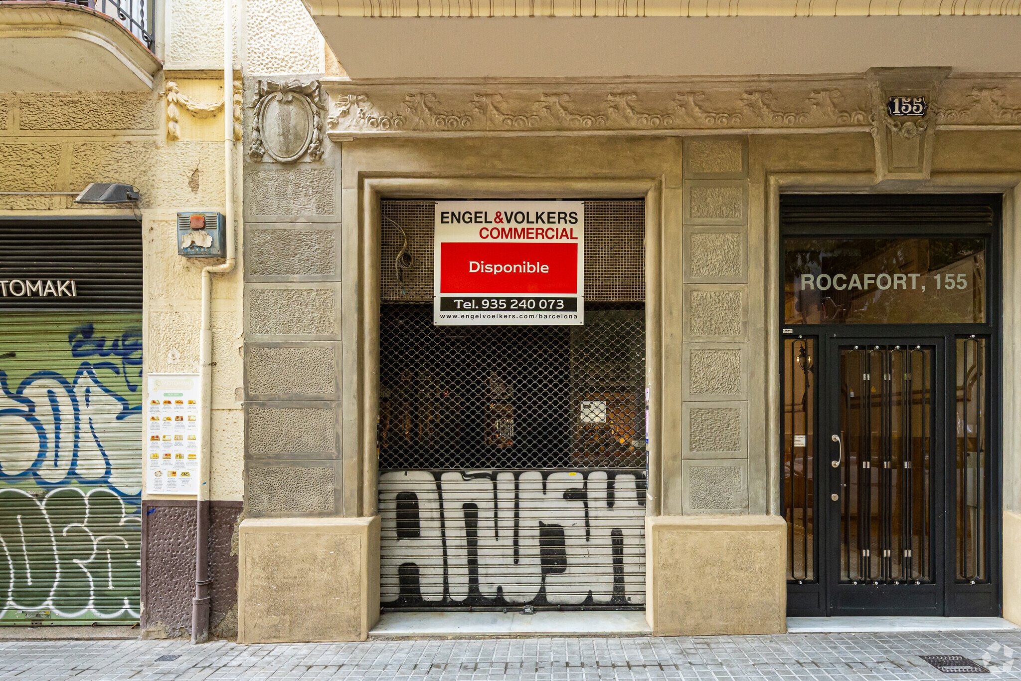 Multifamily in Barcelona, Barcelona for sale Building Photo- Image 1 of 7
