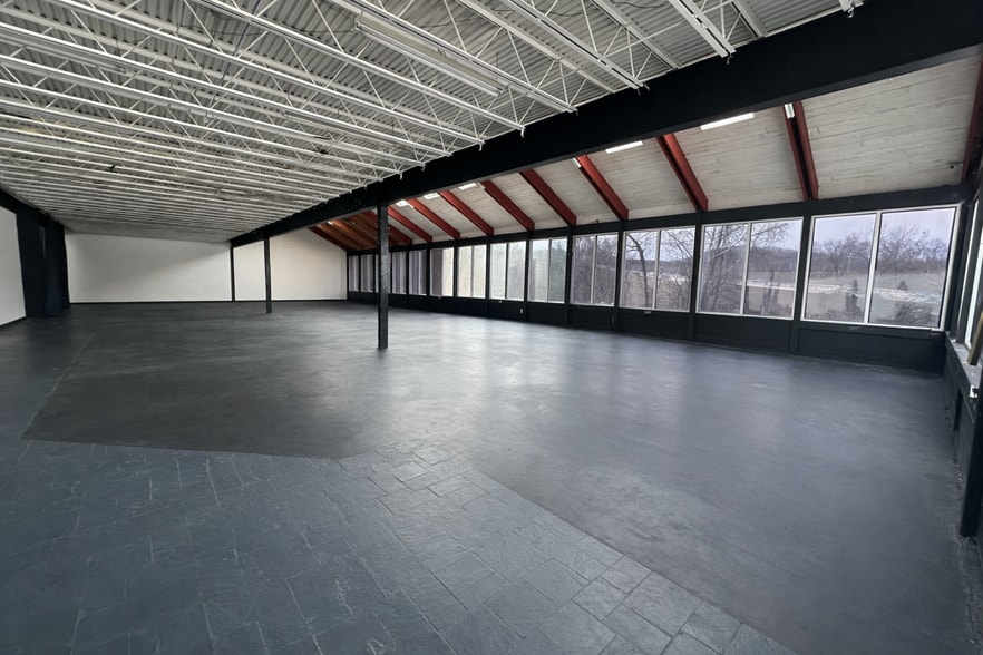 1101 Jefferson Rd, South Charleston, WV for lease - Interior Photo - Image 3 of 10