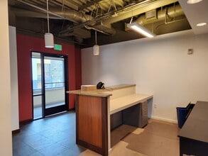 12801 NE 85th St, Kirkland, WA for lease Interior Photo- Image 2 of 3
