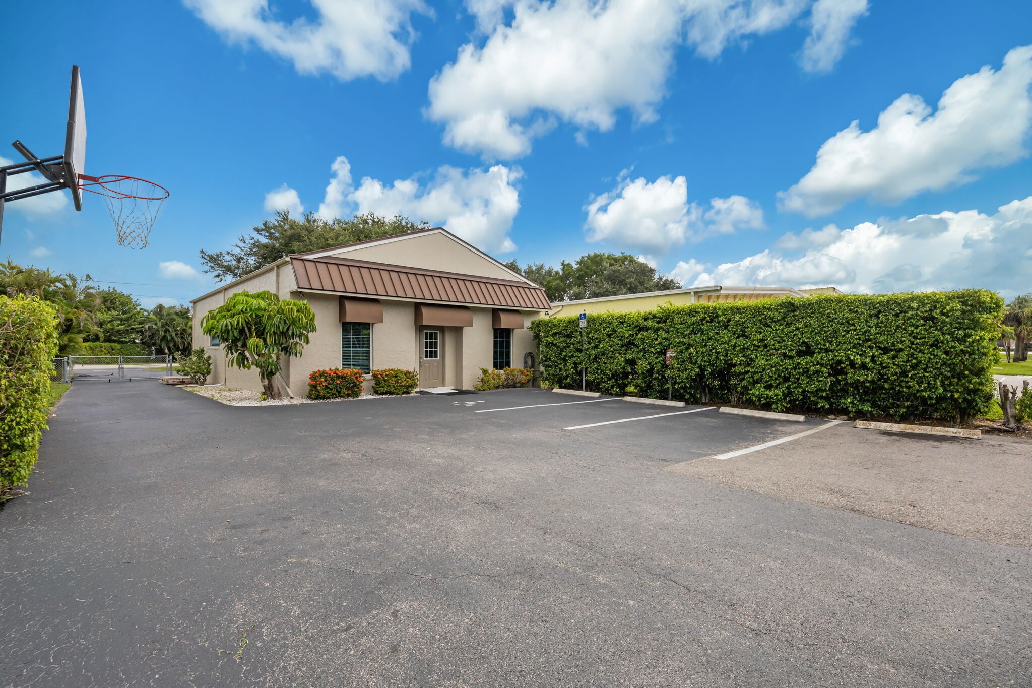 871 106th Ave N, Naples, FL for sale Building Photo- Image 1 of 31