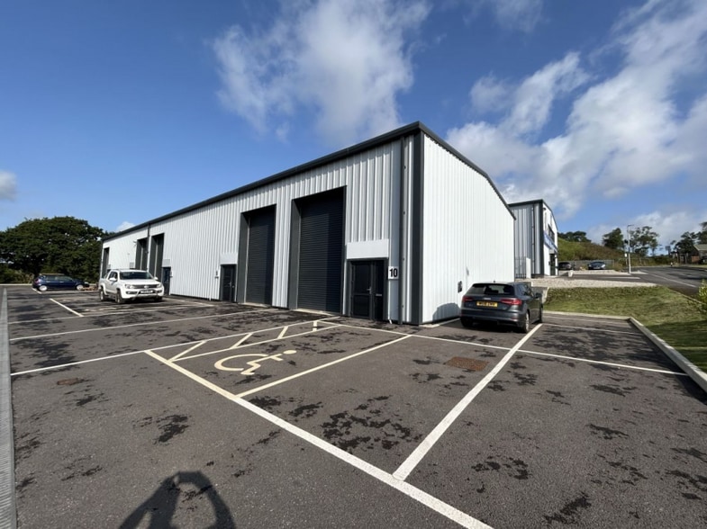 Trevol Ct, Torpoint for lease - Building Photo - Image 2 of 4