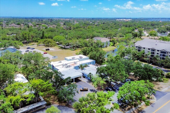 Plus de détails pour 6215 21st Ave, Bradenton, FL - Bureau à vendre