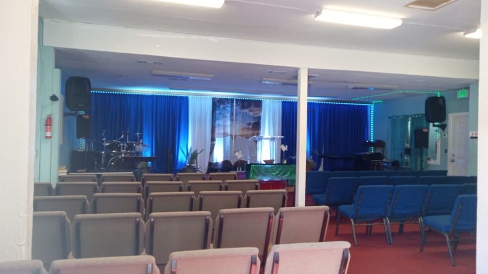 2845-2847 Ingalls St, San Francisco, CA for lease - Building Photo - Image 3 of 4