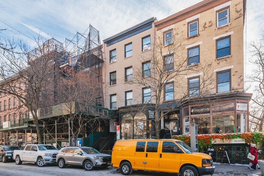 130 Montague St, Brooklyn, NY for sale - Building Photo - Image 2 of 33