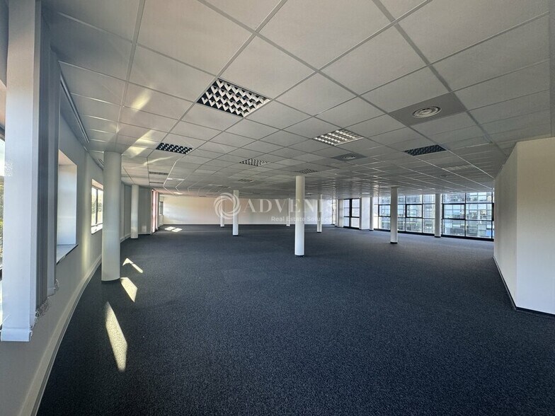 Office in Schiltigheim for lease - Interior Photo - Image 3 of 7