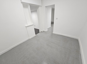 129-133 Stamford St, Ashton Under Lyne à louer Photo intérieure- Image 1 de 4