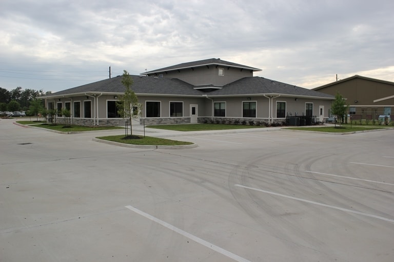 13621 Will Clayton Pky, Humble, TX for lease - Building Photo - Image 3 of 21