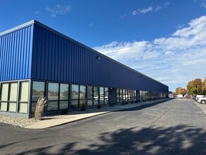 3700 Parkway Ln, Hilliard, OH à louer Photo intérieure- Image 1 de 5