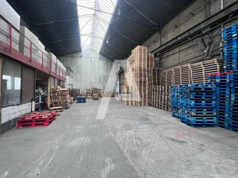 Flex in Vitry-sur-Seine for lease - Building Photo - Image 2 of 5