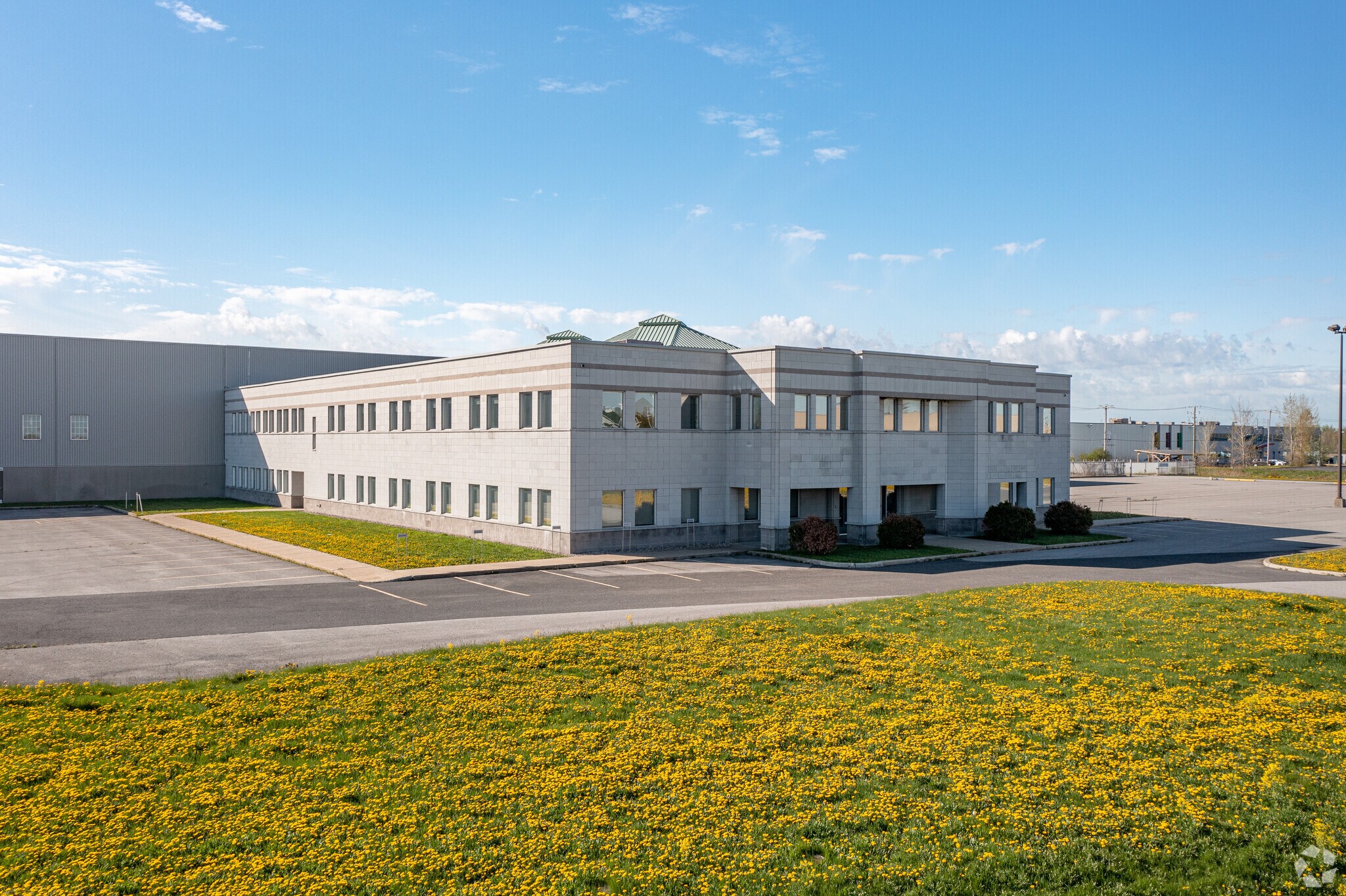 201 Ch De L'énergie, Varennes, QC à vendre Photo principale- Image 1 de 1