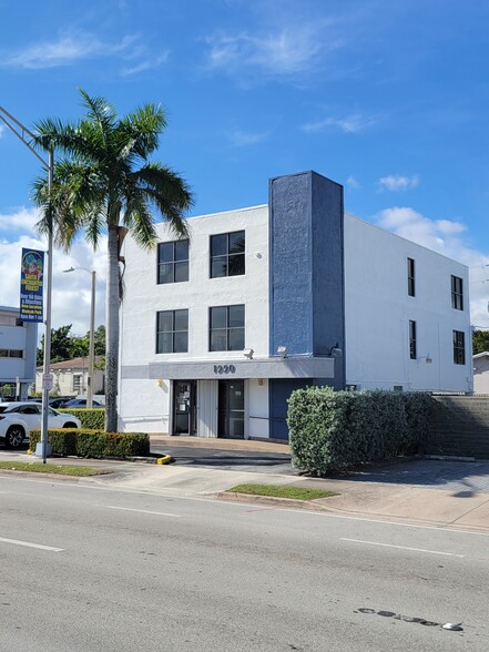 1990 SW 27th Ave, Miami, FL for sale - Building Photo - Image 1 of 1