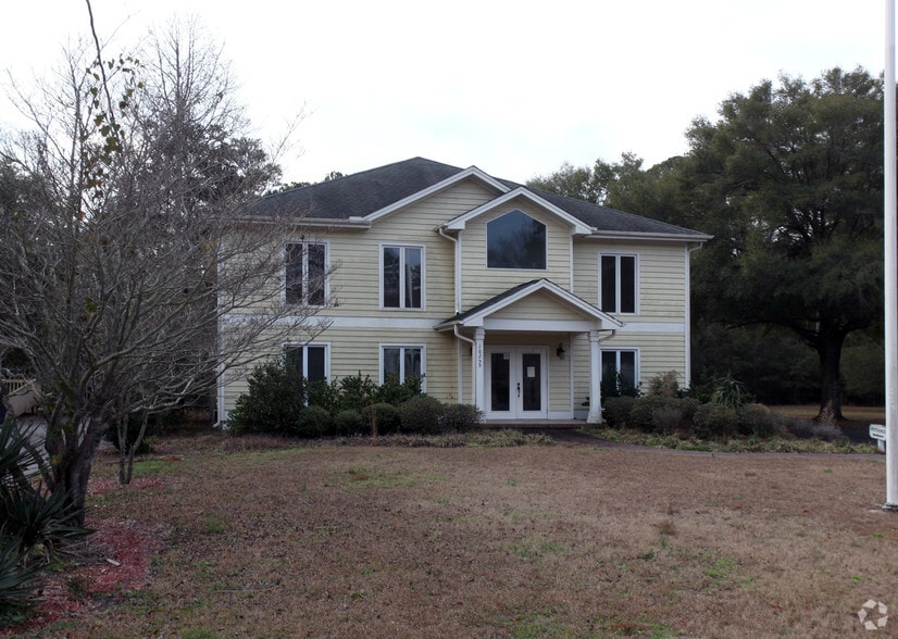 10255 Beach Dr SW, Calabash, NC for lease - Building Photo - Image 2 of 15