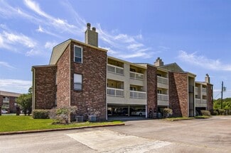 More details for 4 Condo Unit Portfolio Under $250k – Flex for Sale, Dickinson, TX