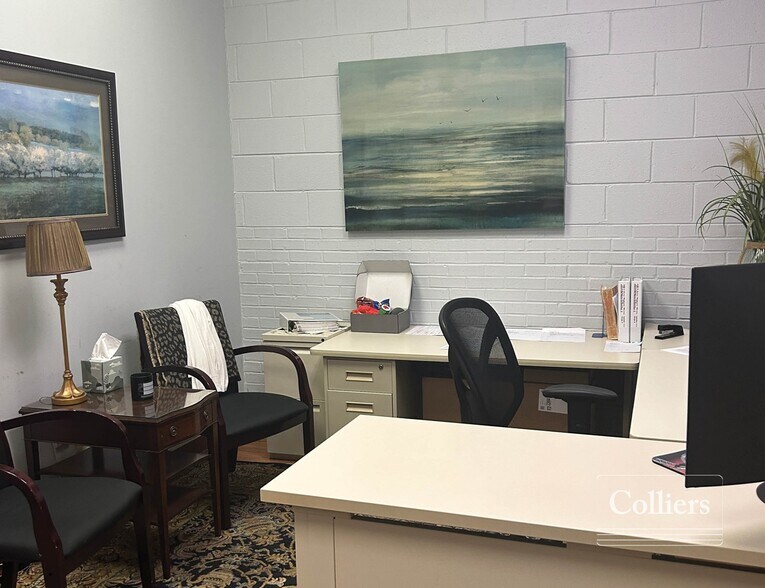 1105 State St, Cayce, SC à louer - Photo du bâtiment - Image 3 de 6