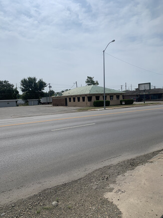 More details for 426 S Wilson St, Vinita, OK - Retail for Sale