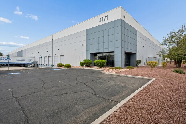 More details for 4171 Distribution Cir, North Las Vegas, NV - Industrial for Lease