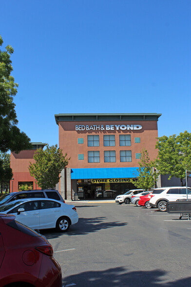 2765-2835 Santa Rosa Ave, Santa Rosa, CA for lease - Building Photo - Image 2 of 5