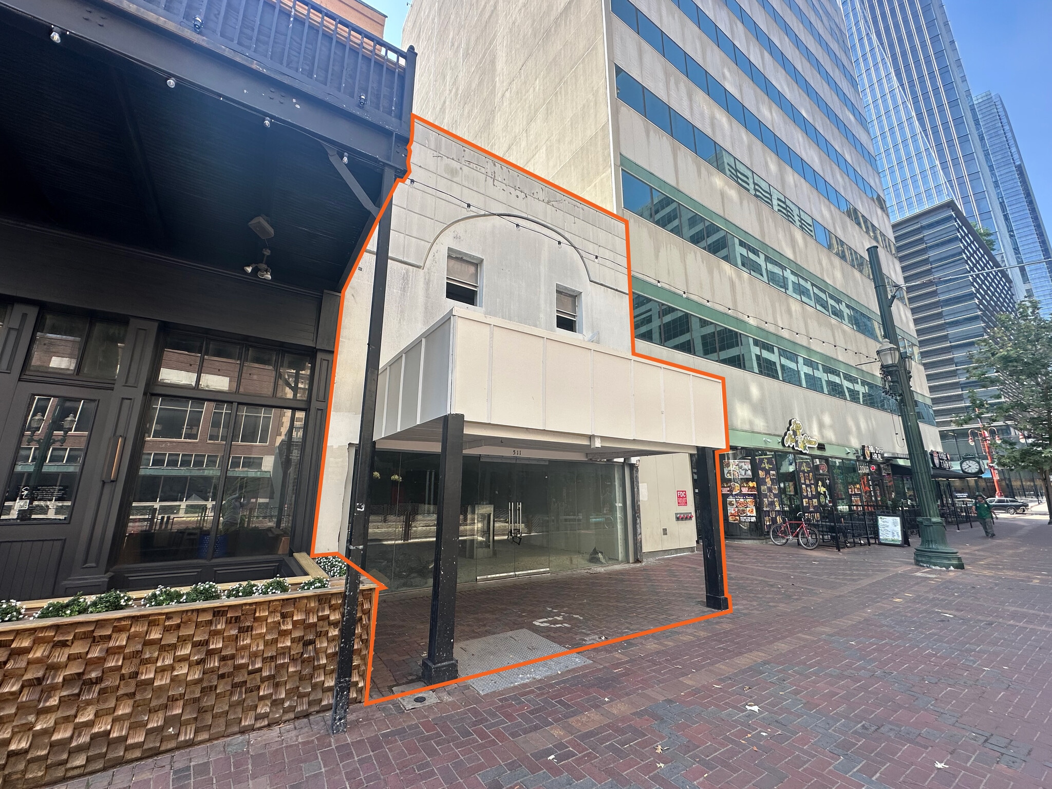 511 Main St, Houston, TX for lease Primary Photo- Image 1 of 3