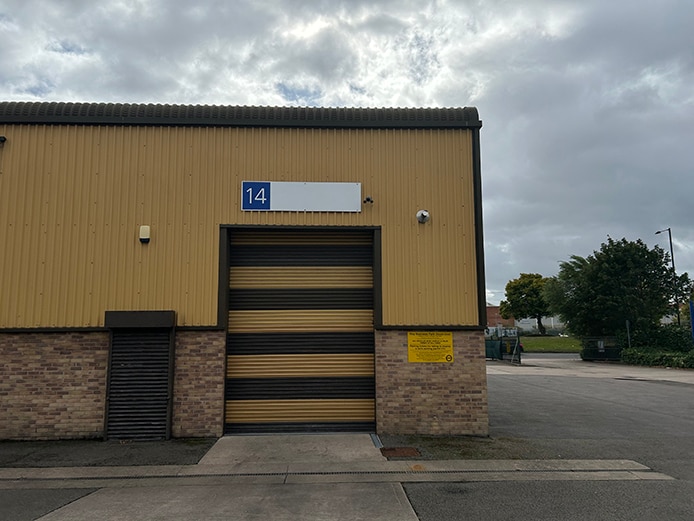 Kingsbury Rd, Birmingham for lease Interior Photo- Image 1 of 3