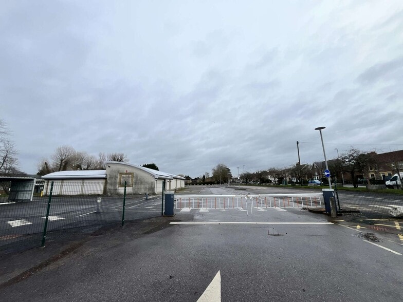 Station Rd, Yate à vendre - Photo du bâtiment - Image 3 de 7