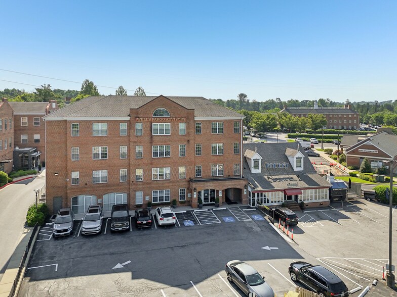 2350 W Joppa Rd, Lutherville, MD à vendre - Photo du bâtiment - Image 2 de 10