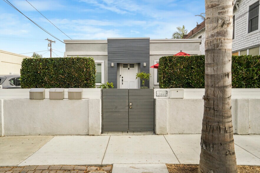 1719 E Florida St, Long Beach, CA à vendre - Photo du bâtiment - Image 2 de 6