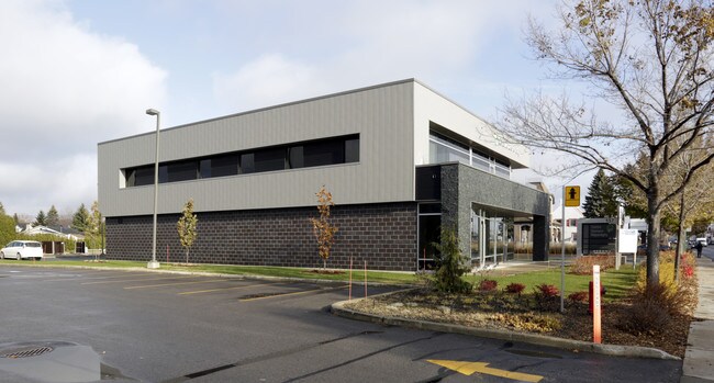 More details for 557 Rue Notre-Dame, Repentigny, QC - Office for Sale