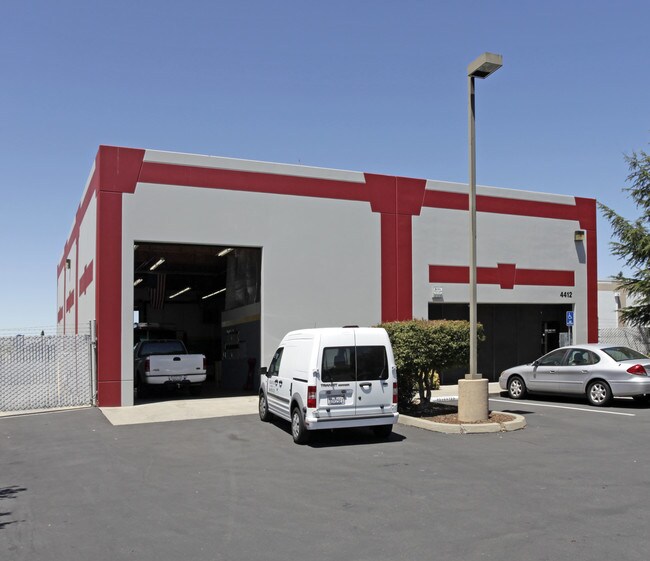 Plus de détails pour 4412 Harlin Dr, Sacramento, CA - Industriel à louer