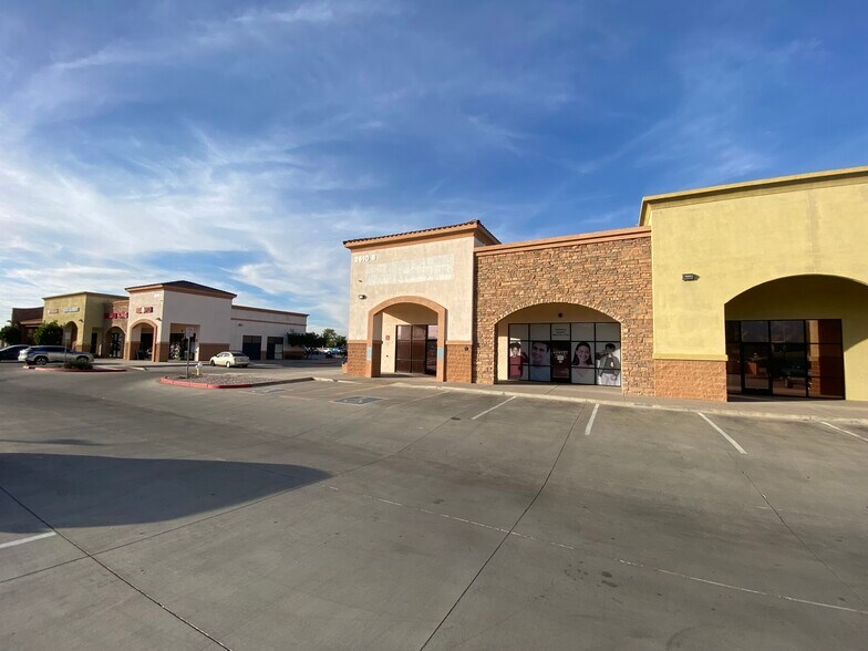 2610 W Baseline Rd, Phoenix, AZ à louer - Photo du bâtiment - Image 2 de 6