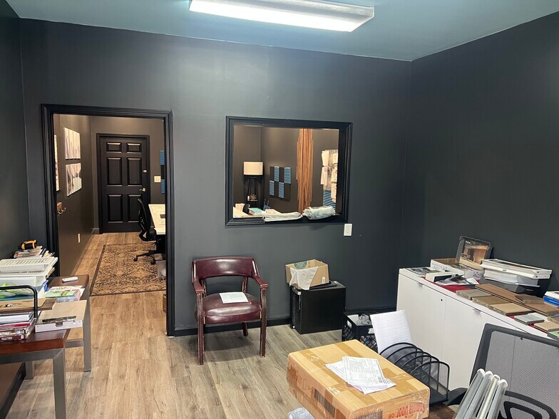 283 Swanson Dr, Lawrenceville, GA à louer - Photo du bâtiment - Image 3 de 6