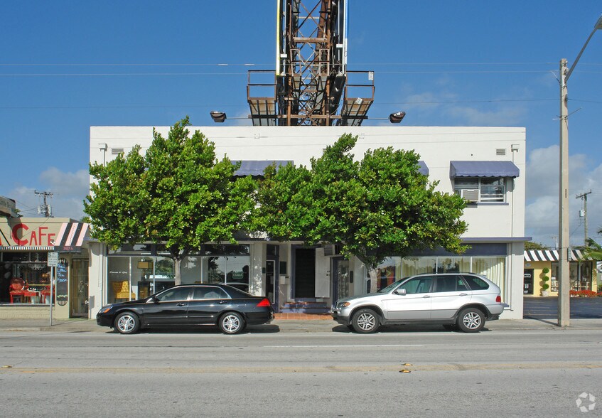 3621-3623 S Dixie Hwy, West Palm Beach, FL à louer - Photo du bâtiment - Image 3 de 8