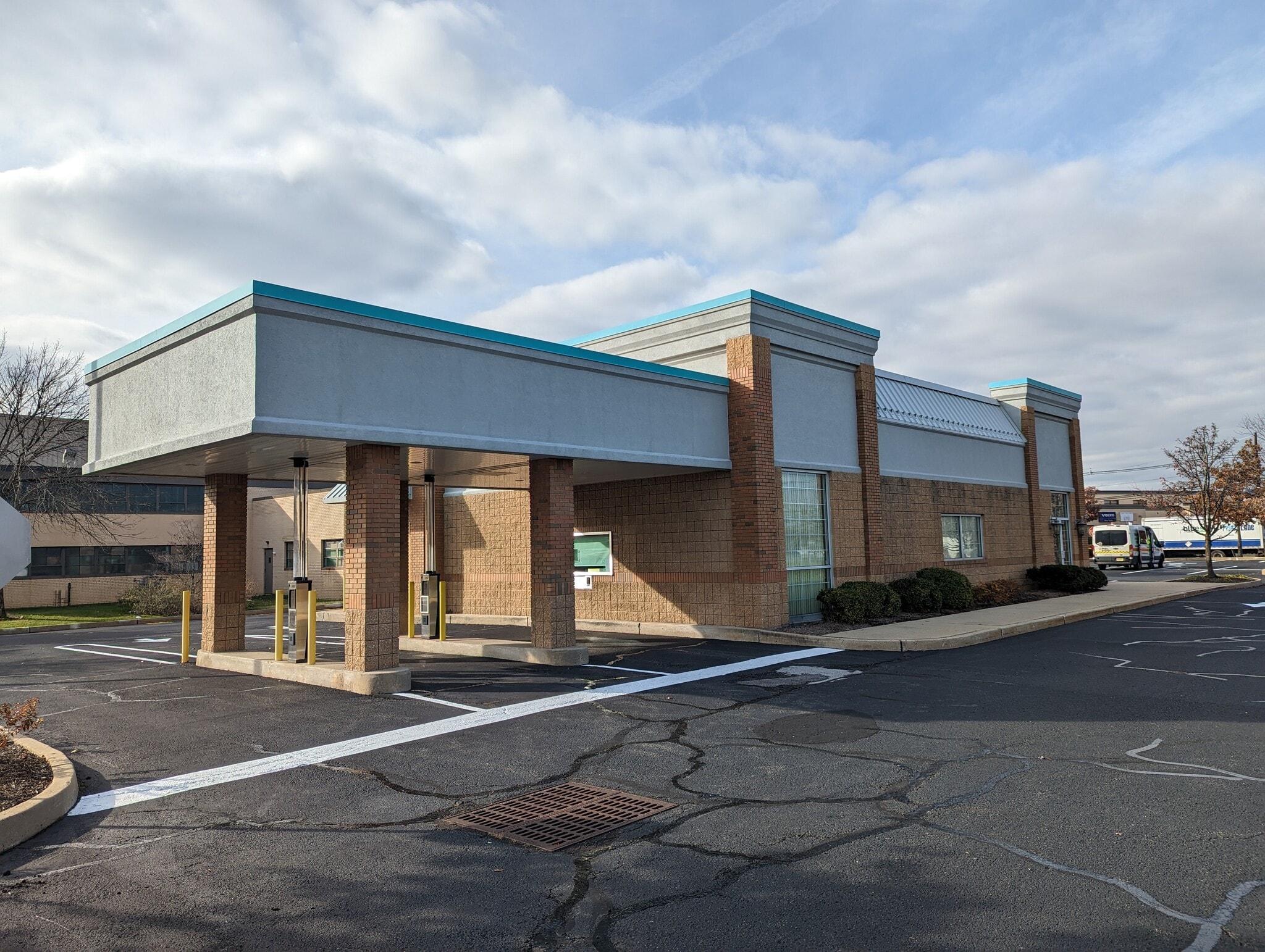 136 Talmadge Rd, Edison, NJ for lease Building Photo- Image 1 of 13