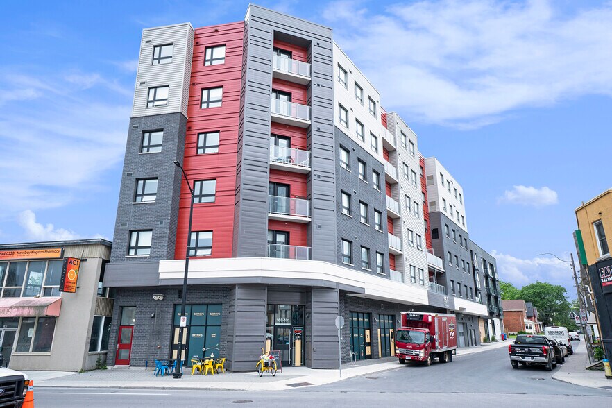 168 Division St, Kingston, ON à louer - Photo du bâtiment - Image 3 de 17