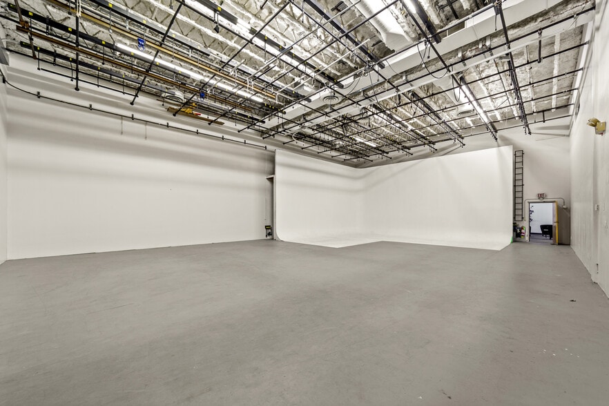 23330 Commerce Park, Beachwood, OH for sale - Building Photo - Image 3 of 28