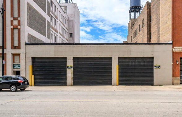 2330-2340 S Indiana Ave, Chicago, IL à vendre - Photo du bâtiment - Image 2 de 4