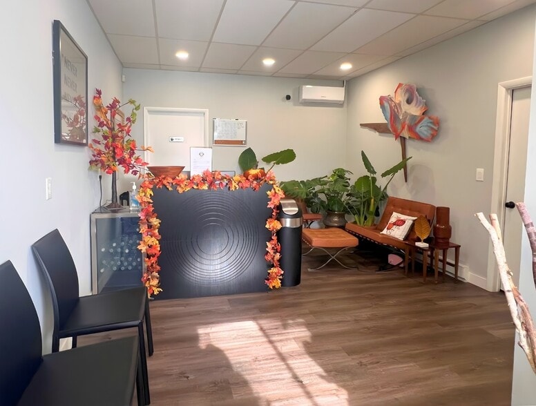 Newport Industrial Park portfolio of 2 properties for sale on LoopNet.ca - Interior Photo - Image 3 of 17