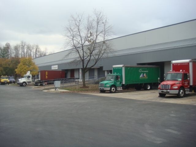 8705 Bollman Pl, Savage, MD à louer - Photo du bâtiment - Image 2 de 13