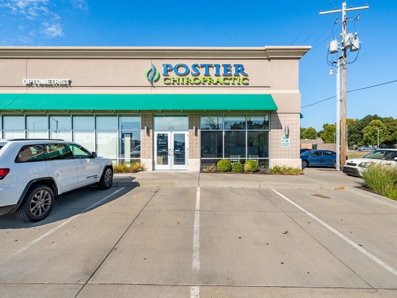 809 N 3rd St, Manhattan, KS for lease - Building Photo - Image 2 of 4