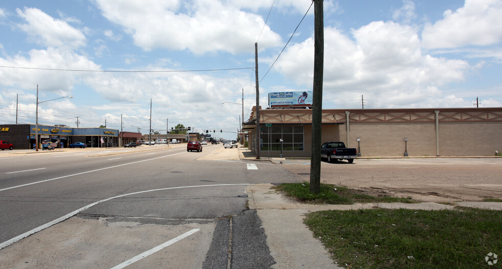 25th Ave, Gulfport, MS à vendre - Photo principale - Image 1 de 2