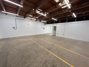 20-22 New Broompark, Edinburgh for lease Interior Photo- Image 2 of 2