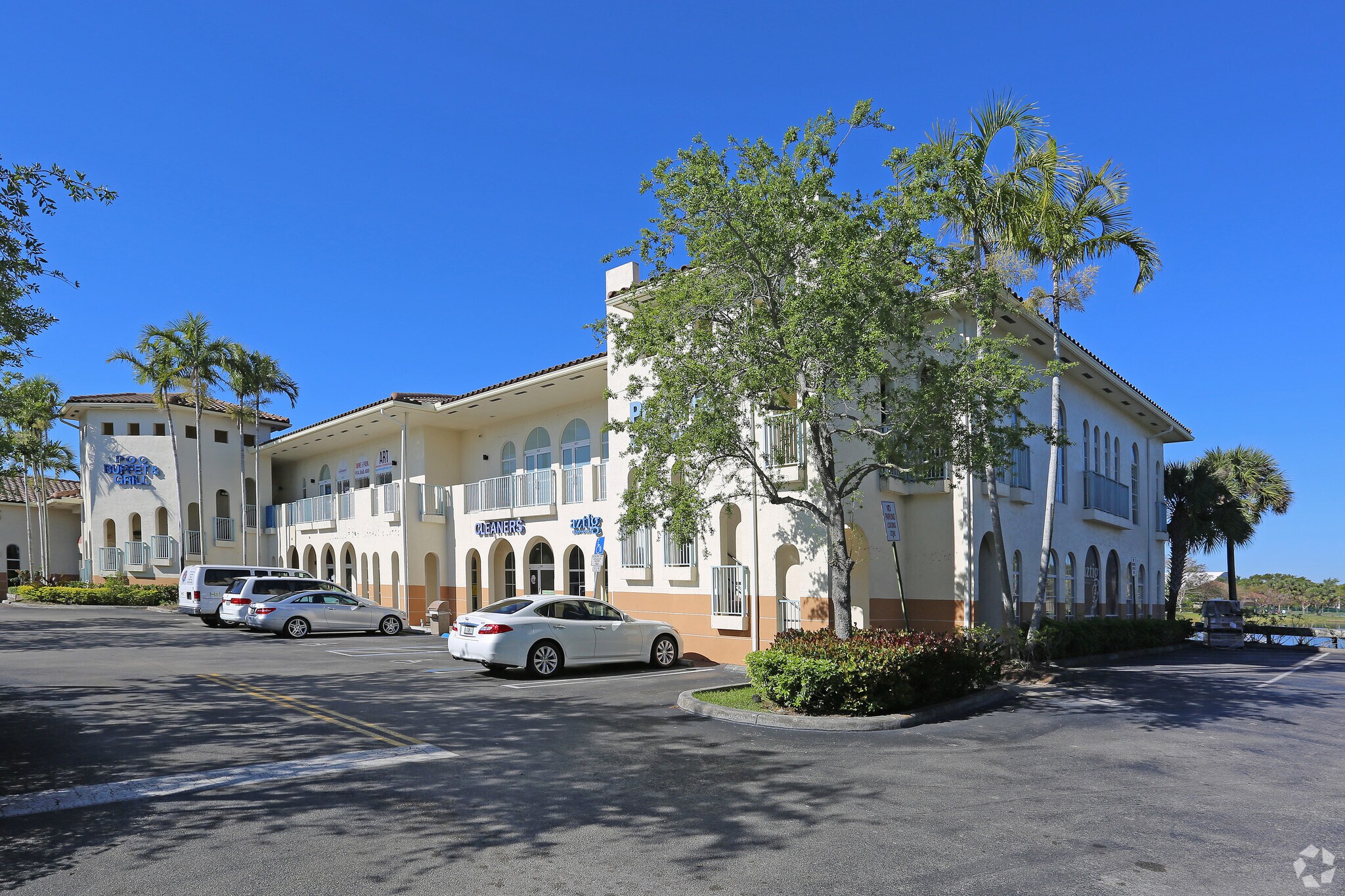 1631-1691 Bonaventure Blvd, Weston, FL à louer Photo du bâtiment- Image 1 de 5