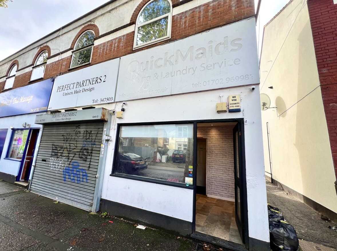 149 Hamlet Court Rd, Westcliff On Sea for lease Building Photo- Image 1 of 6