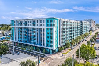 Plus de détails pour 2585 Spruce Ave, West Palm Beach, FL - Commerce de détail à louer