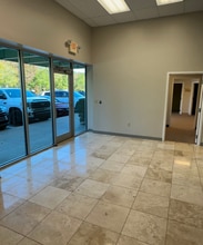 16101 Cantrell Rd, Little Rock, AR for lease Interior Photo- Image 2 of 10