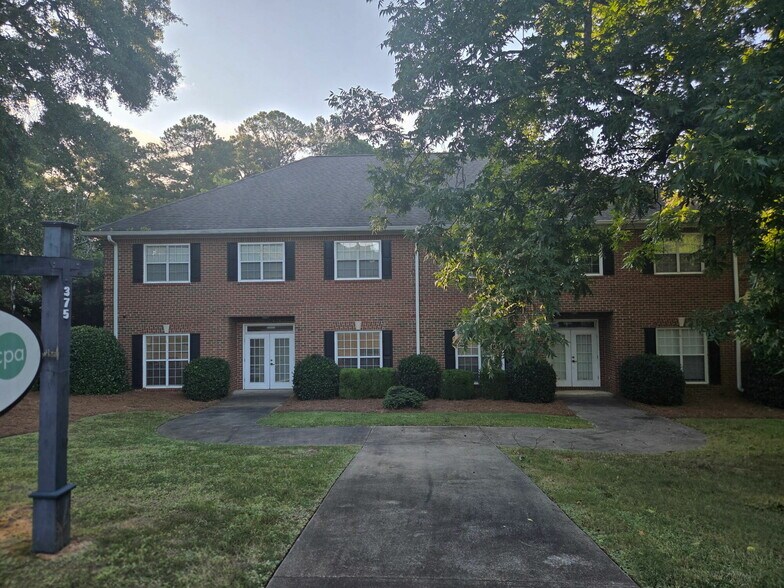 375 Gaines School Rd, Athens, GA à louer - Photo principale - Image 1 de 4